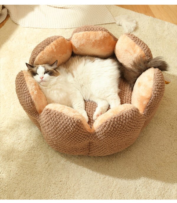 Soft And Warm Cactus Petal Pet Nest - Image 3