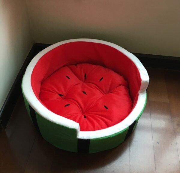 Four seasons kennel watermelon bed home quiet warm cat litter Teddy bear small dog cat watermelon sofa - Image 4