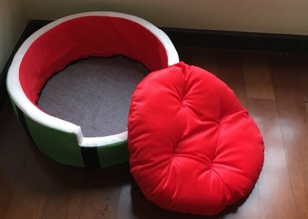 Four seasons kennel watermelon bed home quiet warm cat litter Teddy bear small dog cat watermelon sofa - Image 2