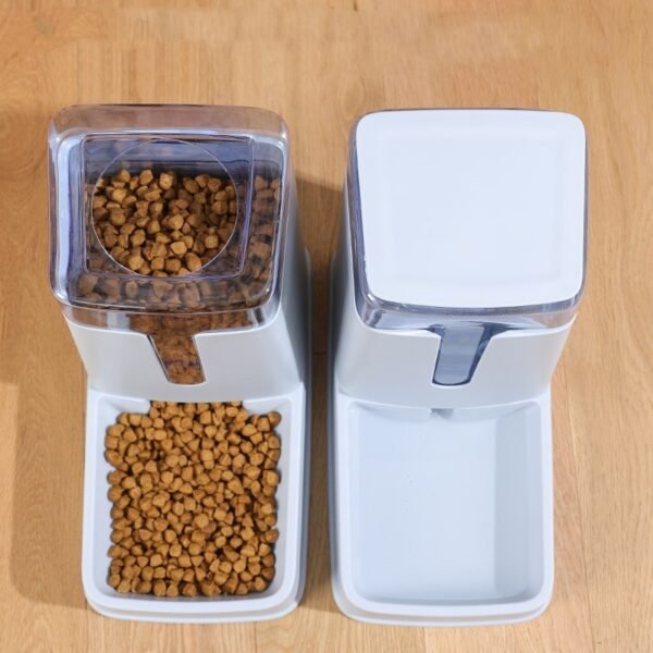 Pet Double Bowl Automatic Feeder Waterer - Image 4
