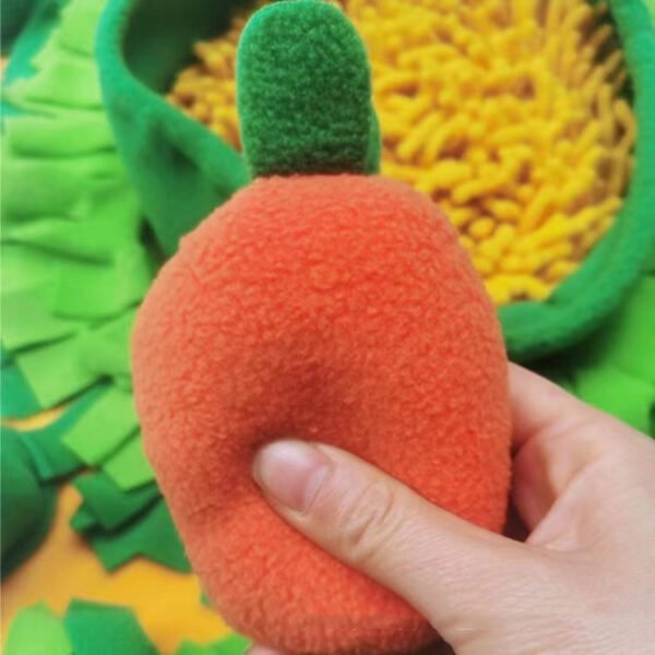 Pet Pad Dog Pulls Radish To Relieve Boredom - Image 4