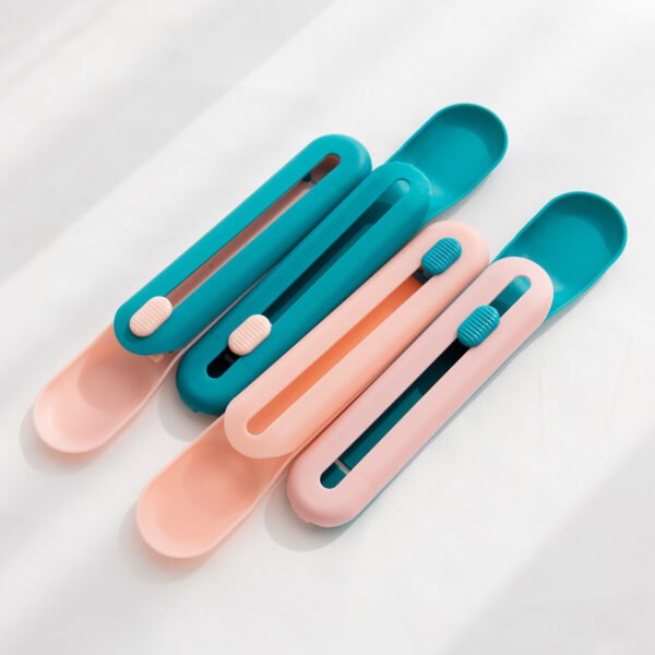 The Hot Cat Strip Spoon Feeder Squeezes Snack Pet Feeding Tools - Image 4