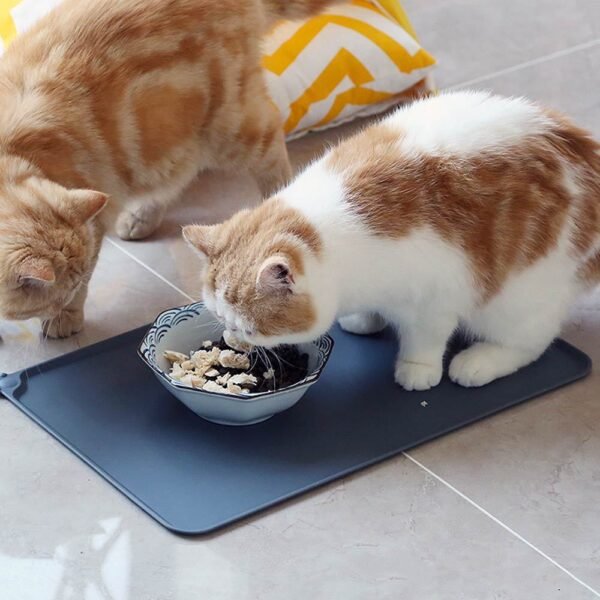 Waterproof Pet Mat For Dogs And Cats Pure Color Silicone Pet Food Mat - Image 2
