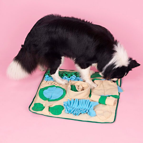 Snuffle Mat for Dogs, Nosework Feeding Blanket Sniffing Pad for Interactive Games, Foraging Puzzle Enrichment Toys for Large Small Medium Pets - Image 5